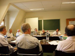 At the first meeting between Seventh-day 
                Adventists and the World Evangelical Alliance the two sides tried to gain a 
                clearer understanding of the theological positions of each body. [Photos 
                courtesy of Adventist Press Service 
                APD] - http://news.adventist.org/data/2006/07/1155758784/dialogue3.jpg